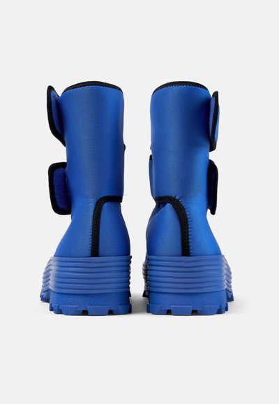CAMPERLAB TRAKTORI UNISEX - Botines - mittelblau