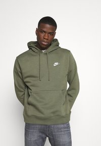 Nike Sportswear SPORTSWEAR CLUB FLEECE - Sweatshirt com capuz - twilight marsh/white