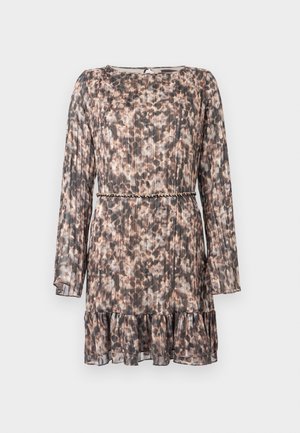Sukienka z długim rękawem, plisowana, z abstrakcyjnym wzorem w brązowe, beżowe i czarne kolory, z falbanką u dołu i cienkim plecionym paskiem w talii.