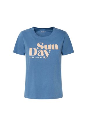 Modra bombažna majica s kratkimi rokavi, okroglo ovratnikom in velikim grafičnim tiskom z napisom "Sončen dan" v svetlo rožnati barvi. Prikazano ime blagovne znamke.