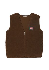Gilet en polaire marron avec un col en V, fermeture éclair et étiquette en patch carrée. Texture douce, design sans manches et couleur unie.
