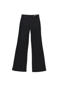 Mustat farkkuleggingit, joissa on leveä lahje ja korkea vyötärö. Niissä on kaksi takataskua ja huomaamaton punainen logo vyötärön lähellä.