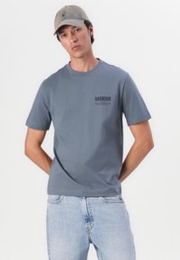 Barbour RELAXED SOUTER - T-Shirt print - blue stone