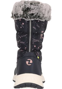 Schneestiefel mit einem dicken, dunkelblauen Obermaterial, pinkfarbenem Sternenmuster, Kunstpelzkragen und kontrastierender grauer Innenauskleidung. Weiße Gummisohle.