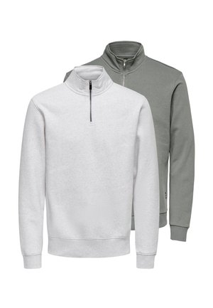 To langærmede pullovere med kvart lynlås, den ene lysegrå foran og den anden mørkere grå bagved, med ribstrikkede manchetter og ståkraver.