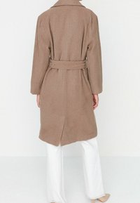 Trendyol Cappotto classico - beige