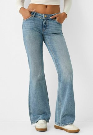 Jeansy Bootcut