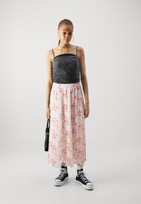 VILA VIFALIA SKIRT - sukňa v tvare A - birch/red/orange