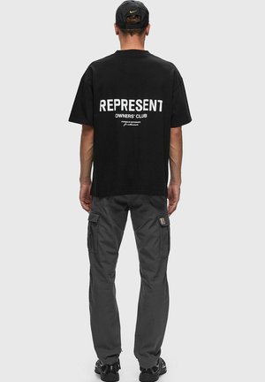 T-shirt con stampa - black