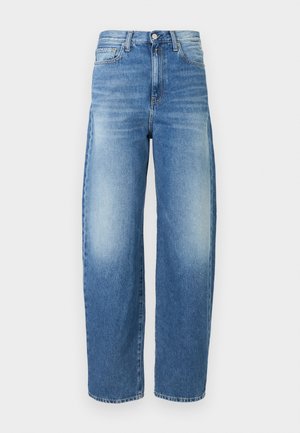 Högmidjade blå jeans med rak benmodell och urtvättade partier på låren, med framfickor och knäppning.