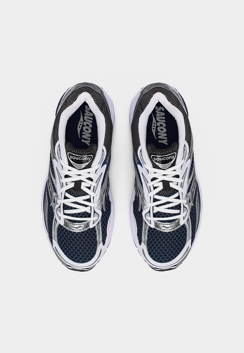 Men's Cohesion 17 in Navy White | Men's Performance Running Shoes