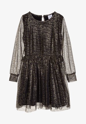 Czarna sukienka z złotymi drobinkami, długimi przezroczystymi rękawami, elastycznym pasem i falbanistym dołem. Zapięcie na plecach w kształcie łezki dodaje szczegółu.
