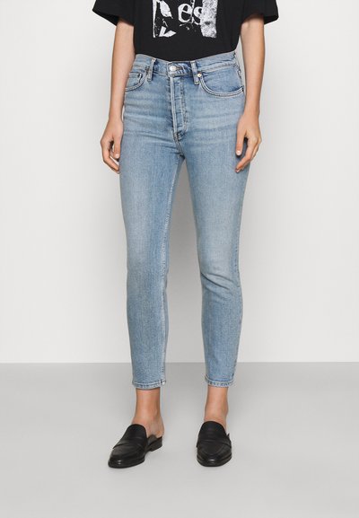 RE/DONE HIGH RISE ANKLE CROP - Traperice uskog kroja - light blue