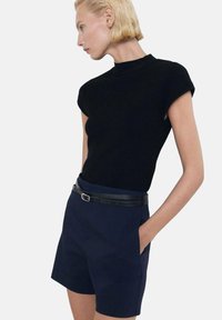 Mango HIGH-WAIST STRAIGHT - Kratke hlače - royal blue
