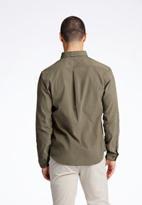Lindbergh Button down-skjorte - army