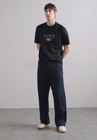Emporio Armani Trükipildiga T-särk - black
