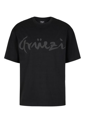 Schwarzes Baumwoll-T-Shirt mit kurzen Ärmeln, Rundhalsausschnitt und einem großen schwarzen Logo, das über die Brust gedruckt ist. Glatte Textur.