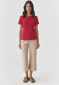TATUUM MIKAJA 2 - T-shirts basic - rouge
