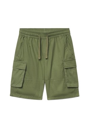 Oliwkowo zielone szorty cargo z elastycznym paskiem, sznurkiem, dwoma bocznymi kieszeniami oraz dwoma dużymi kieszeniami z patkami na nogawkach.