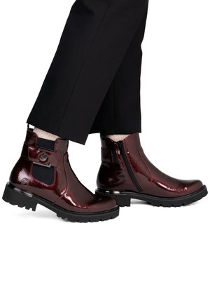 Remonte, REMONTE CHELSEA BOOTS D8684 - Platform ankle boots - red