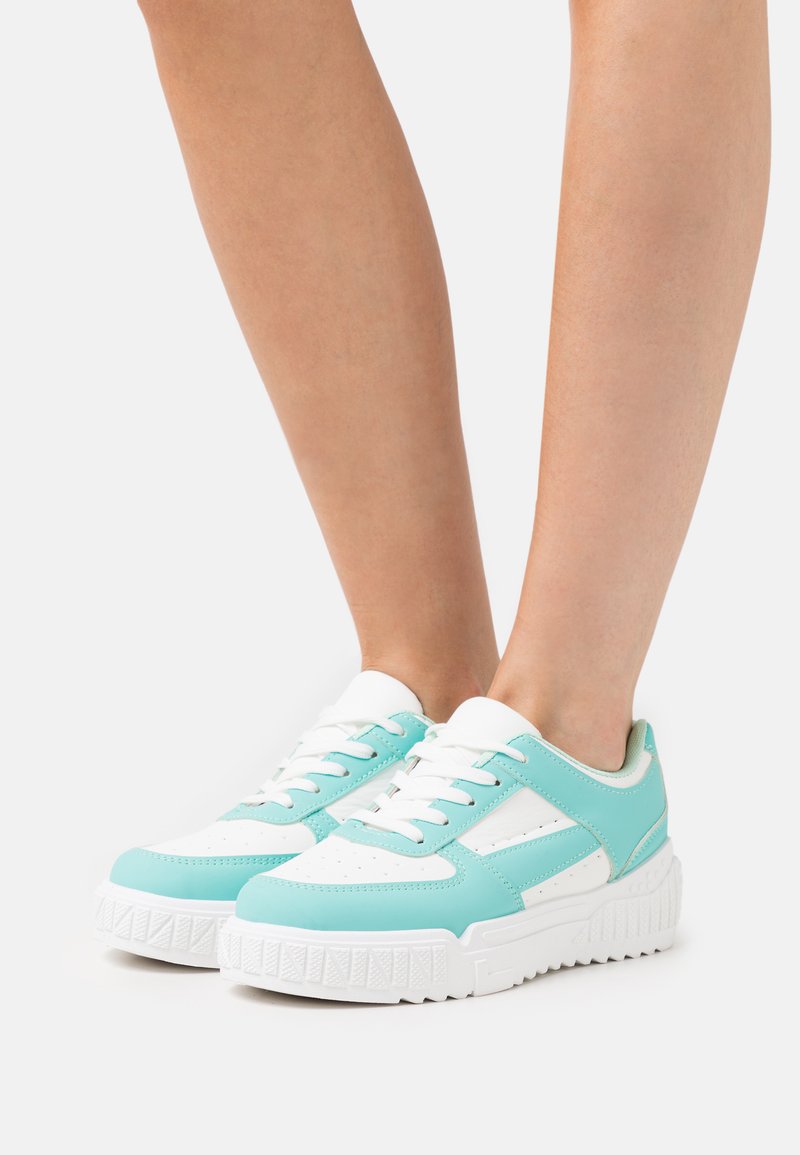 RAID DEXTER - Sapatilhas - mint/white