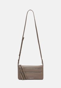 Borsa a tracolla in pelle marrone con due scomparti con cerniera, tracolla regolabile e logo del marchio discreto sulla parte anteriore. Design elegante.