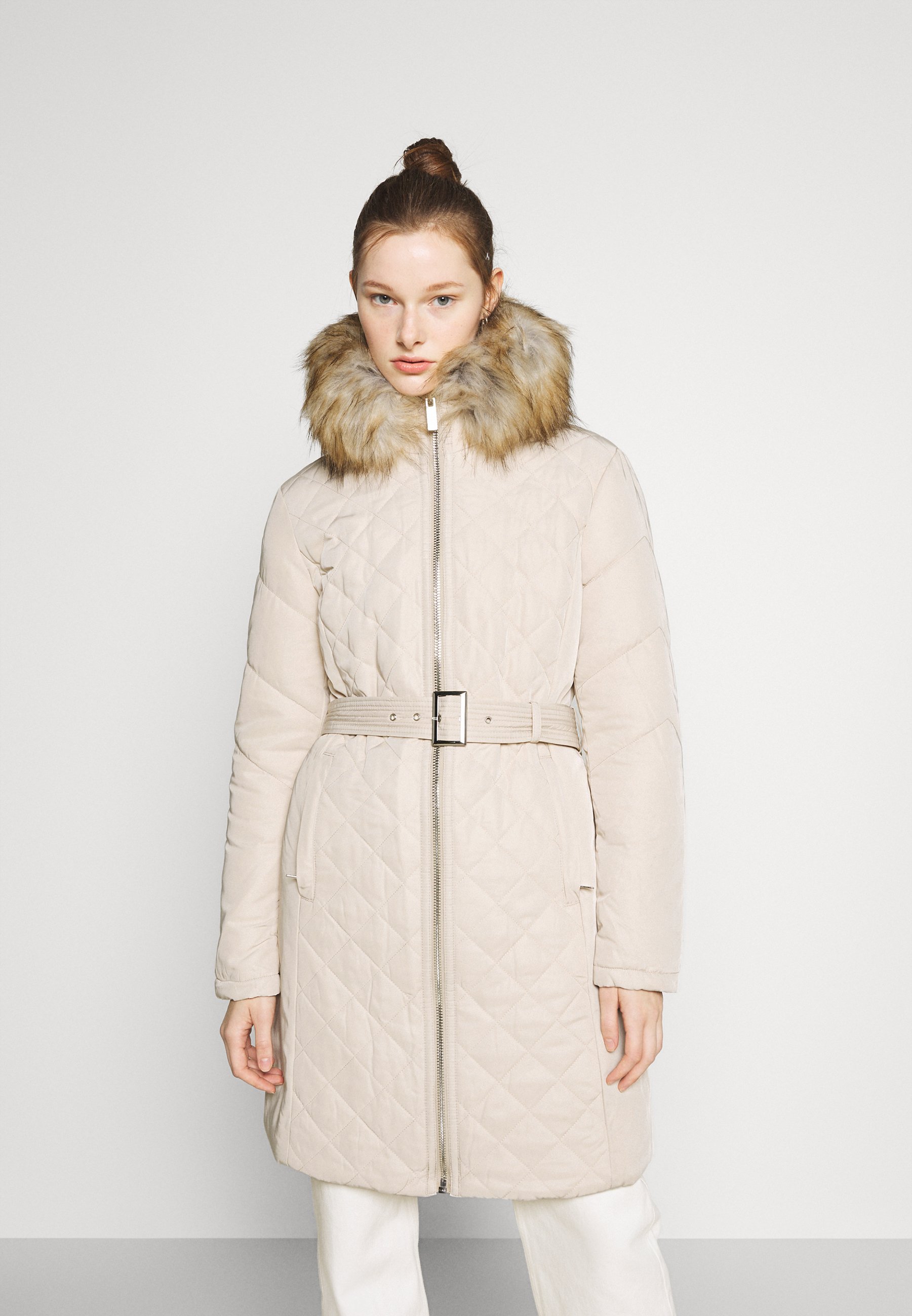 Forever New SALLY QUILTED PUFFER 