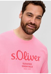 s.Oliver - T-shirt z nadrukiem