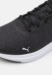Puma Chaussures de running sur route - black