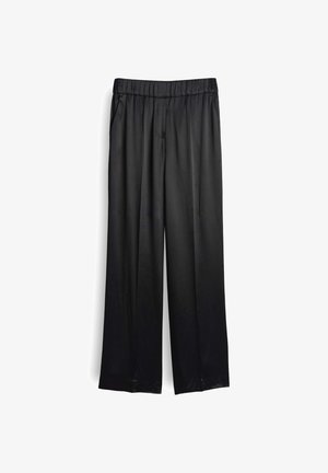 Schwarze Satin-Hosen im weitem Schnitt mit elastischem Bund und ohne sichtbare Verschlüsse, vor einem weißen Hintergrund präsentiert.