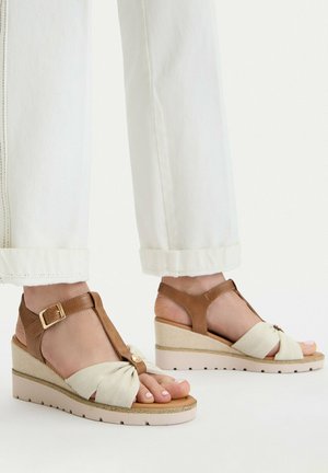 Beverly Hills Polo Club, BEVERLY HILLS POLO CLUB SANDALS WOMEN'S BEIGE 5906751914922 - Plateausandaler - beige