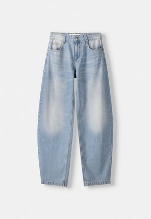 Bershka BALLOON FIT  - Relaxed fit jeans - light blue denim