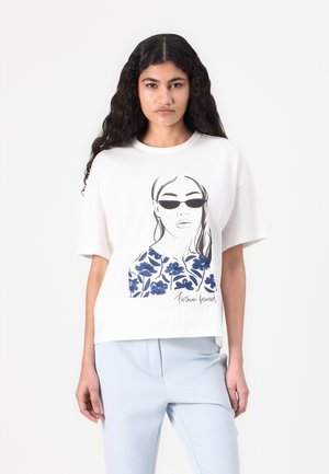 ONLTENNA GIRL BOX  - Print T-shirt - cloud dancer