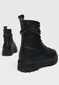 Bershka Cowboy- / Bikerstövletter - black