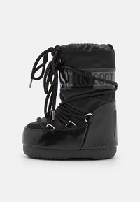Vald, black