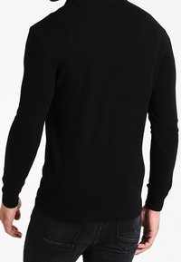 United Colors of Benetton Sweter