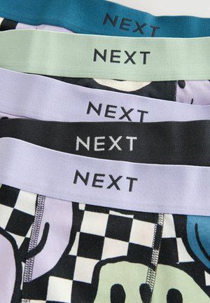 Vier Paare Boxer mit elastischen Taillenbündchen in Mintgrün, Schwarz, Lavendel und Türois, die ein buntes Schachbrettmuster aufweisen.