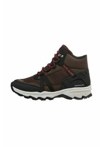 Botas de senderismo marrones repelentes al agua con acentos negros, tejido texturizado, cordones rojos y suela distintiva en zigzag para una mejor tracción.