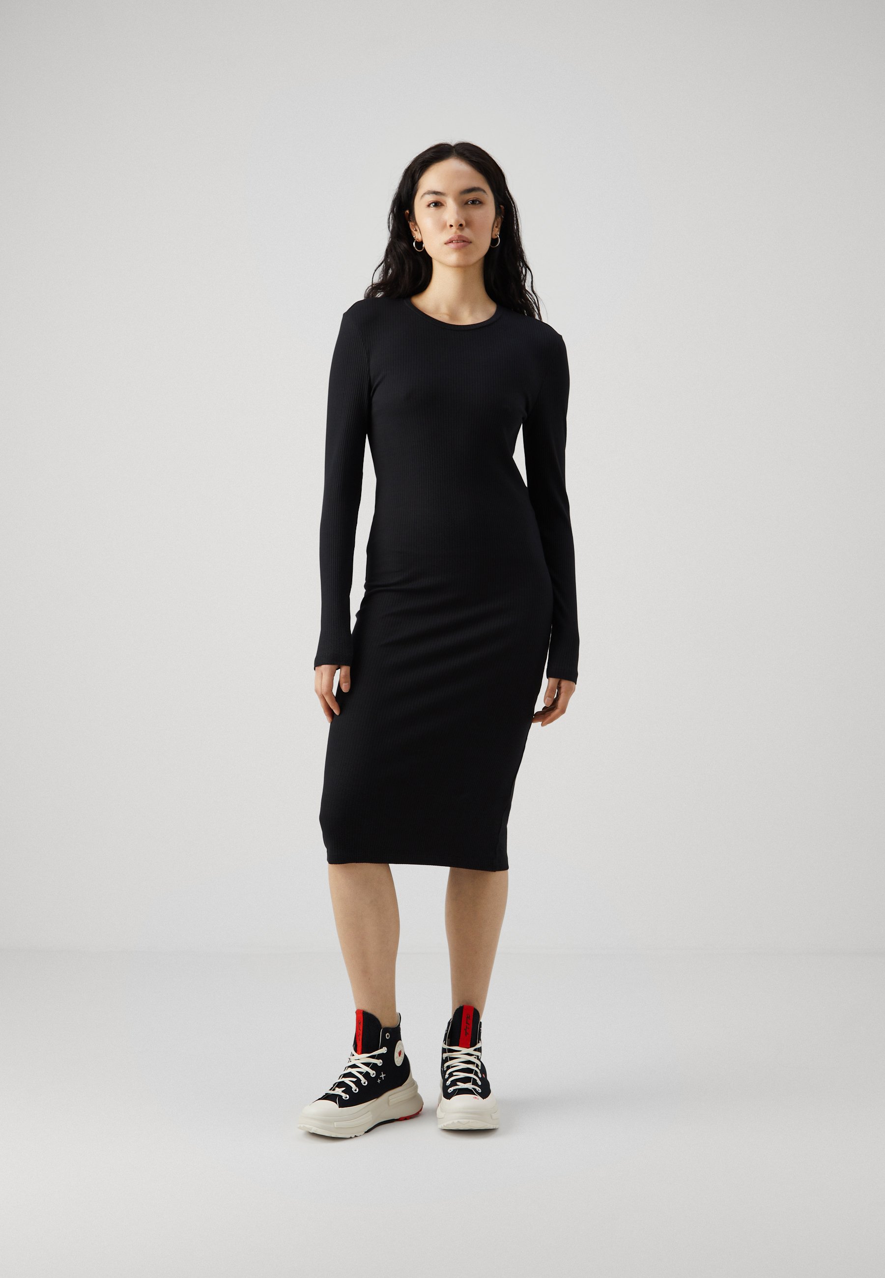 VERO MODA Abito Lungo A Coste Maniche Lunghe, Modello Aderente, Scollo Tondo, Colore VMLAVENDER, 95% Cotone 5% Elastan