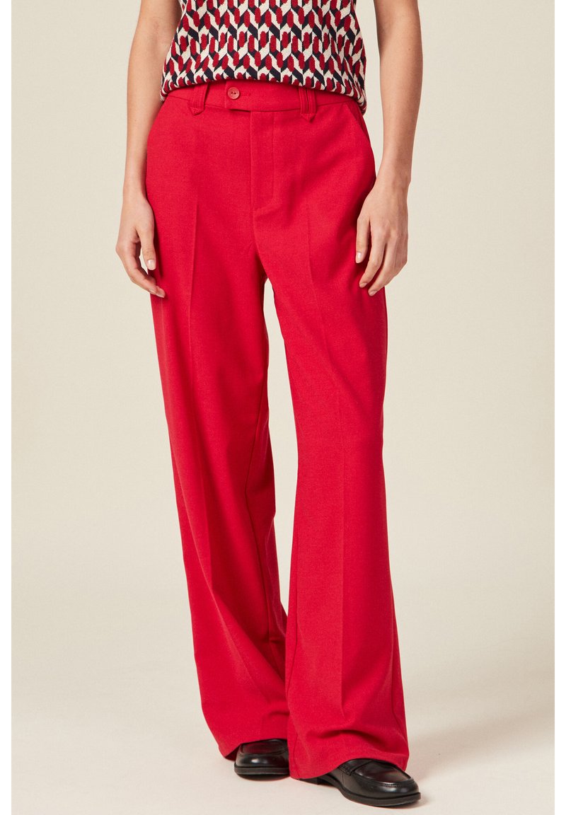 BONOBO Jeans WEITE CITY- MIT ABNÄHERN - Pantalon classique - rouge ...