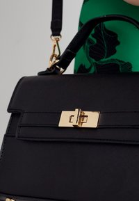 Call it Spring BULLETPROOF - Sac à main - black