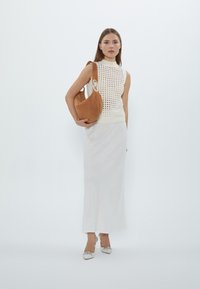 Zign LEATHER - Sac à main - cognac