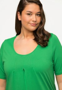 Ulla Popken Jednoduché tričko - green