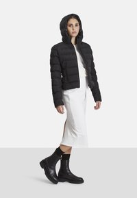 Canadian Classics SIMCOE SHORT - Untuvatakki - black