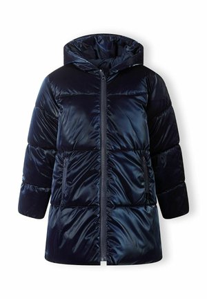 Manteau d'hiver matelassé bleu marine à capuche, avec fermeture éclair à l'avant et poches latérales zippées, conçu pour le temps froid.