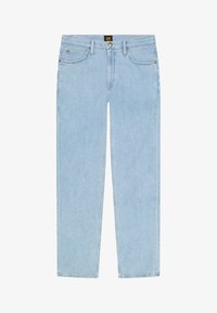 Vaqueros azul claro de pierna recta con cinco bolsillos, trabillas para cinturón, cierre de botón y etiqueta de la marca Lee en la cintura.