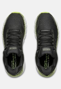 Under Armour Silniční běžecké boty - black