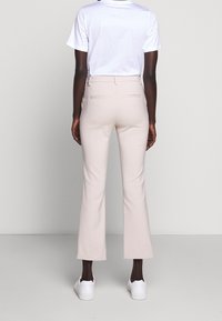 Tiger of Sweden Pantaloni - off-white