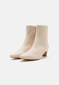 RAID LYNSEY - Bottines - off white
