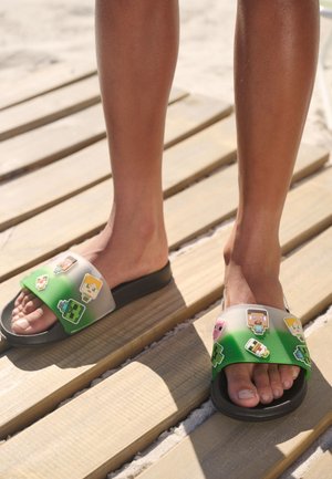 Next, REGULAR FIT - MINECRAFT - Badesandale - black green